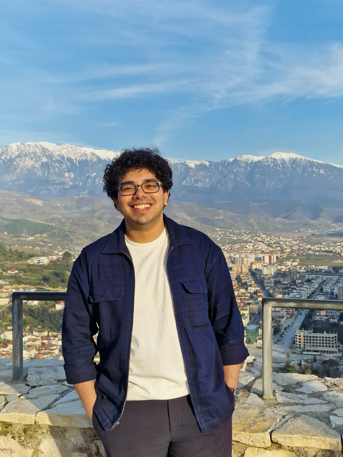 Mo'men Attalla — Digital Systems & Automation Consultant, Budapest